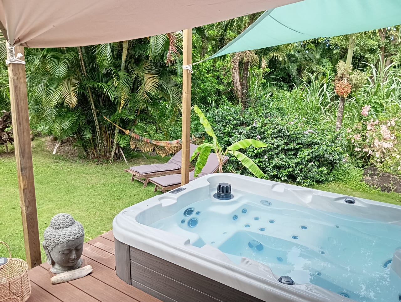 Spa privatif de l'Habitation Madame Rosalie